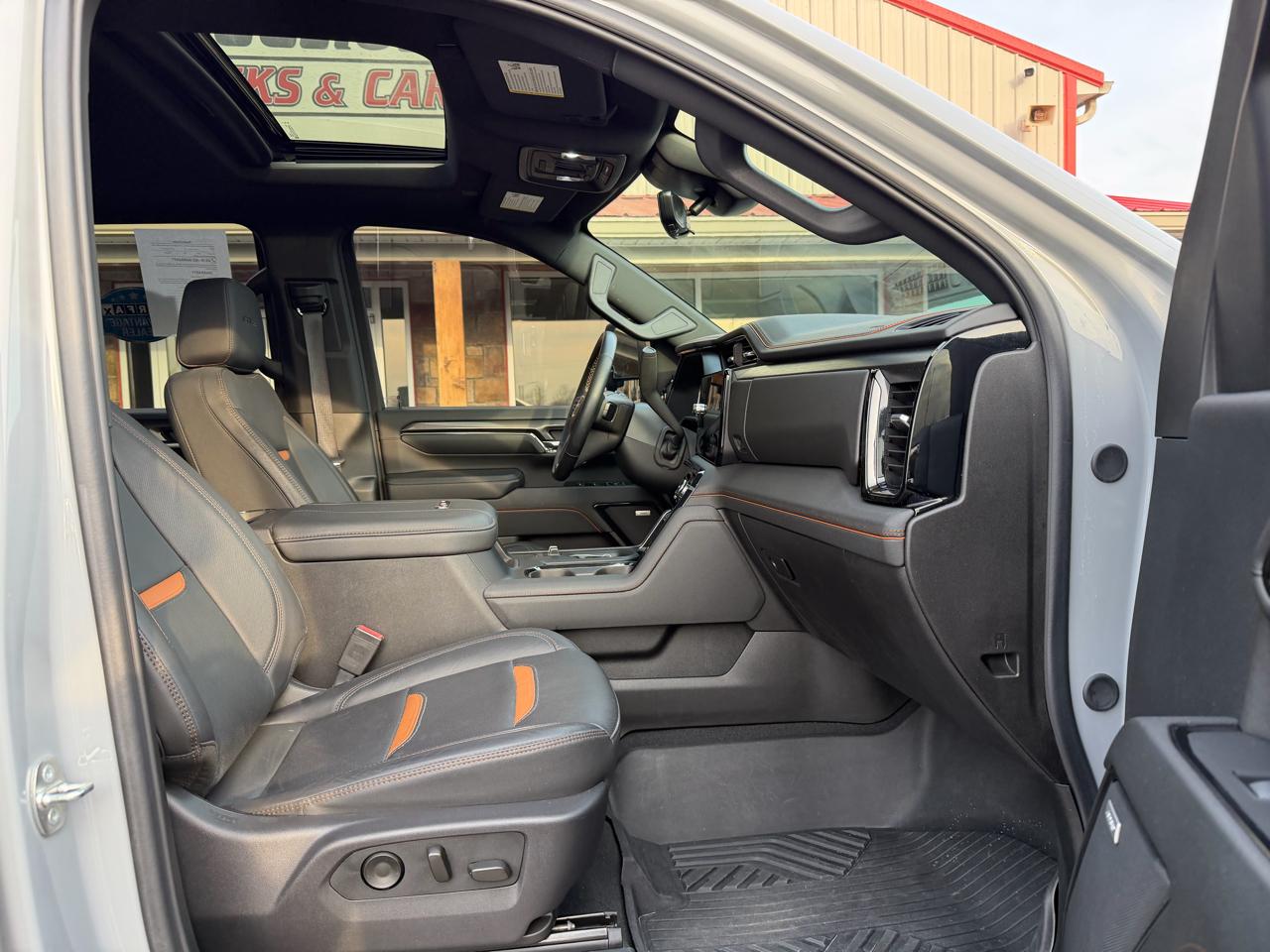 GMC Sierra 2500HD 4WD Crew Cab 159" AT4 2024