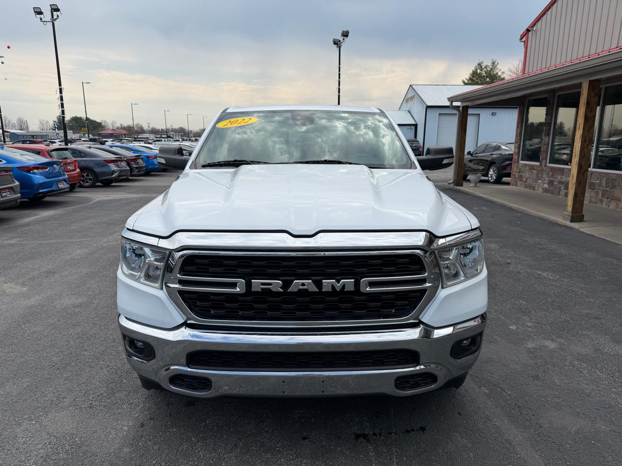 RAM 1500 Big Horn 4x4 Crew Cab 5'7" Box 2022