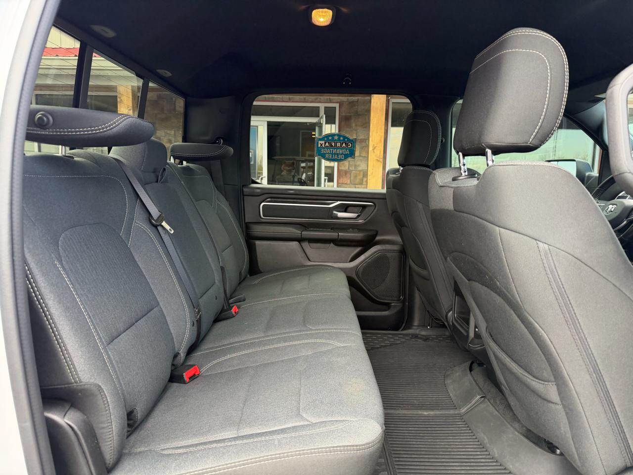 RAM 1500 Big Horn 4x4 Crew Cab 5'7" Box 2022