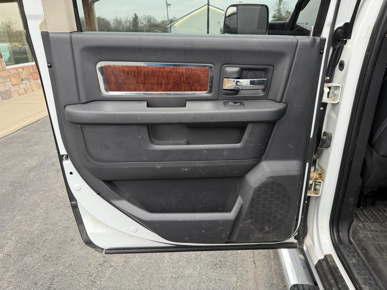 RAM 2500 4WD Crew Cab 149" Laramie 2012