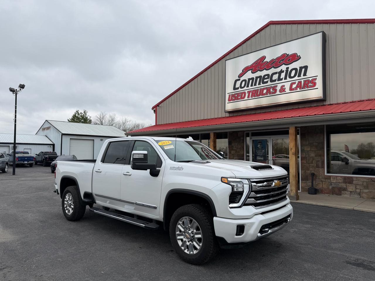 Chevrolet Silverado 2500HD 4WD Crew Cab 159" High Country 2024