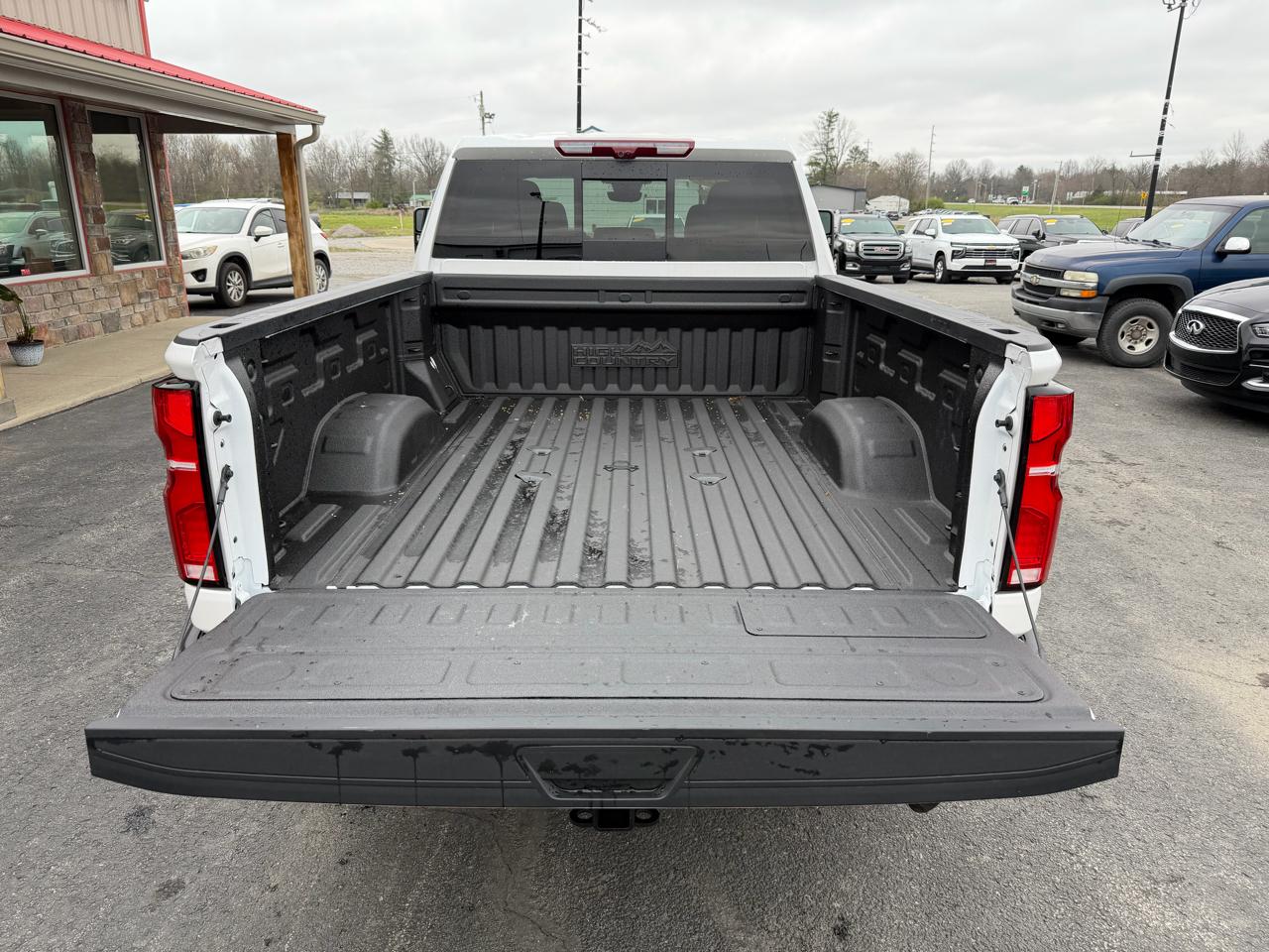Chevrolet Silverado 2500HD 4WD Crew Cab 159" High Country 2024