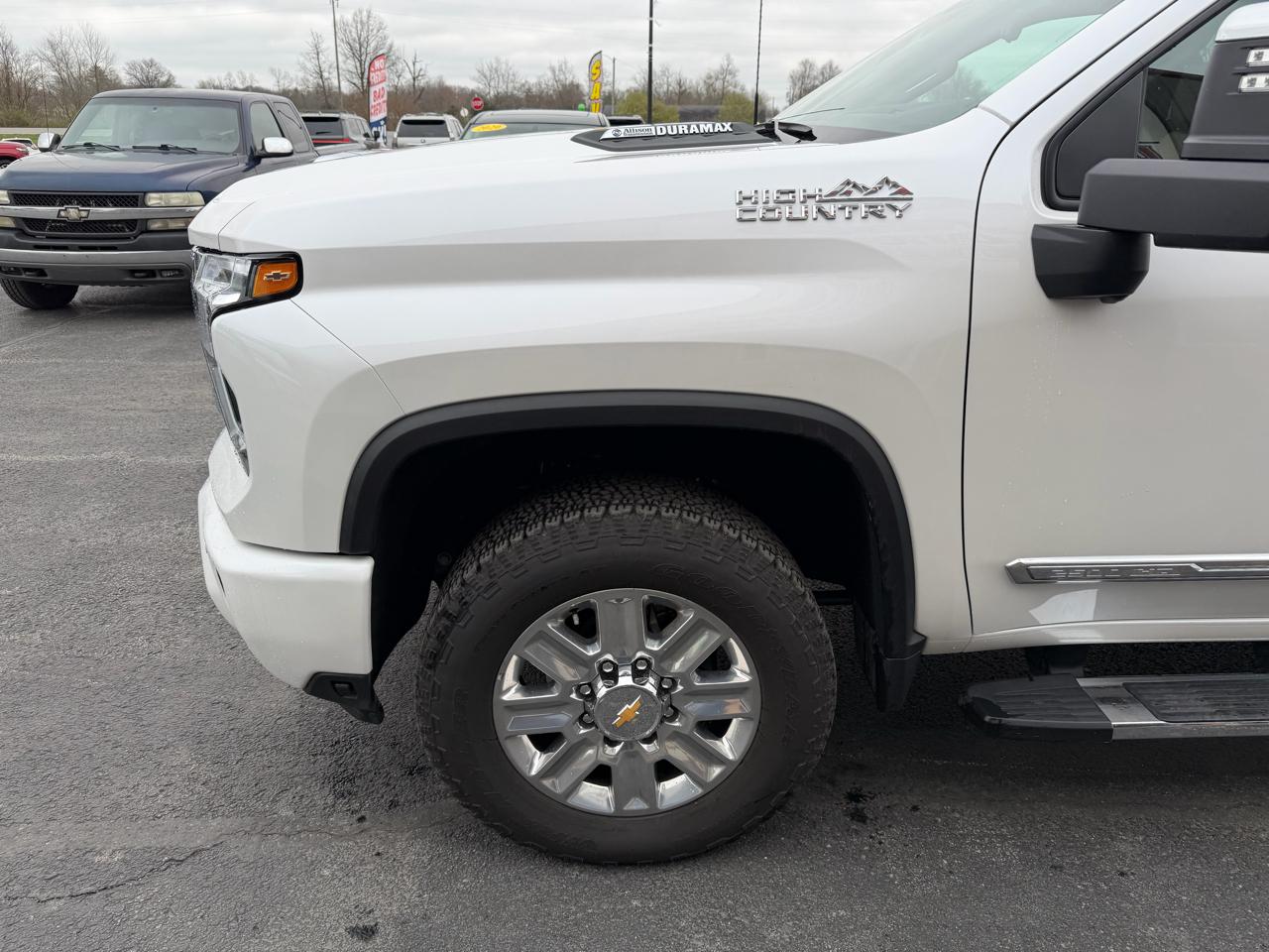 Chevrolet Silverado 2500HD 4WD Crew Cab 159" High Country 2024
