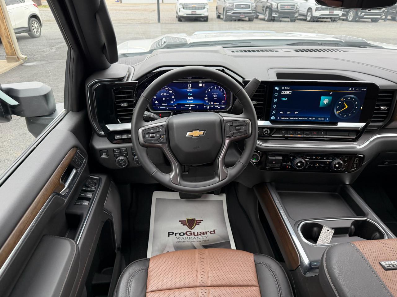 Chevrolet Silverado 2500HD 4WD Crew Cab 159" High Country 2024