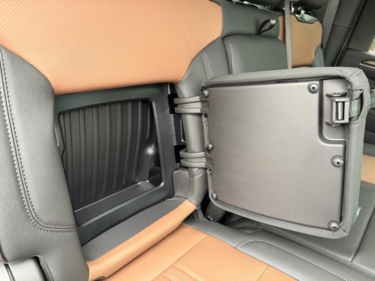 Chevrolet Silverado 2500HD 4WD Crew Cab 159" High Country 2024