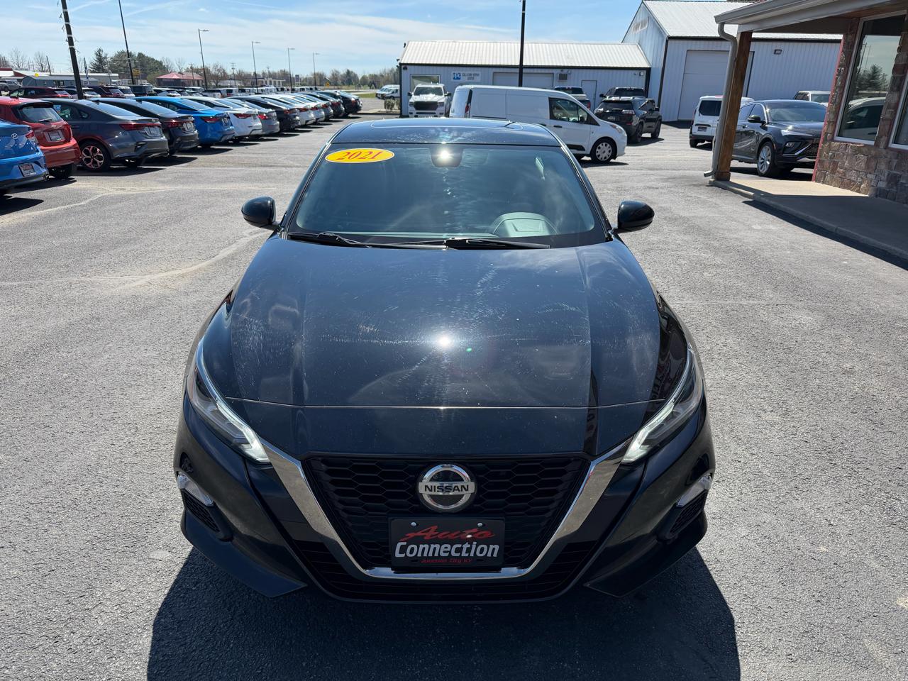 Nissan Altima 2.5 SR Sedan 2021