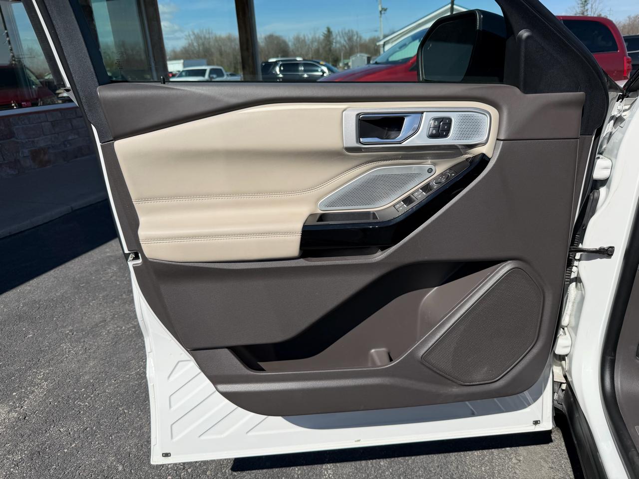 Ford Explorer Platinum 4WD 2022