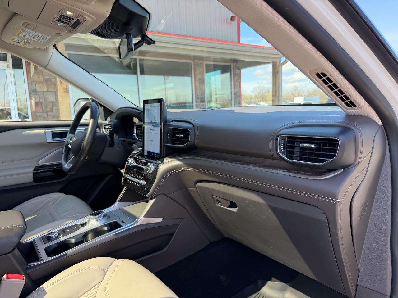 Ford Explorer Platinum 4WD 2022