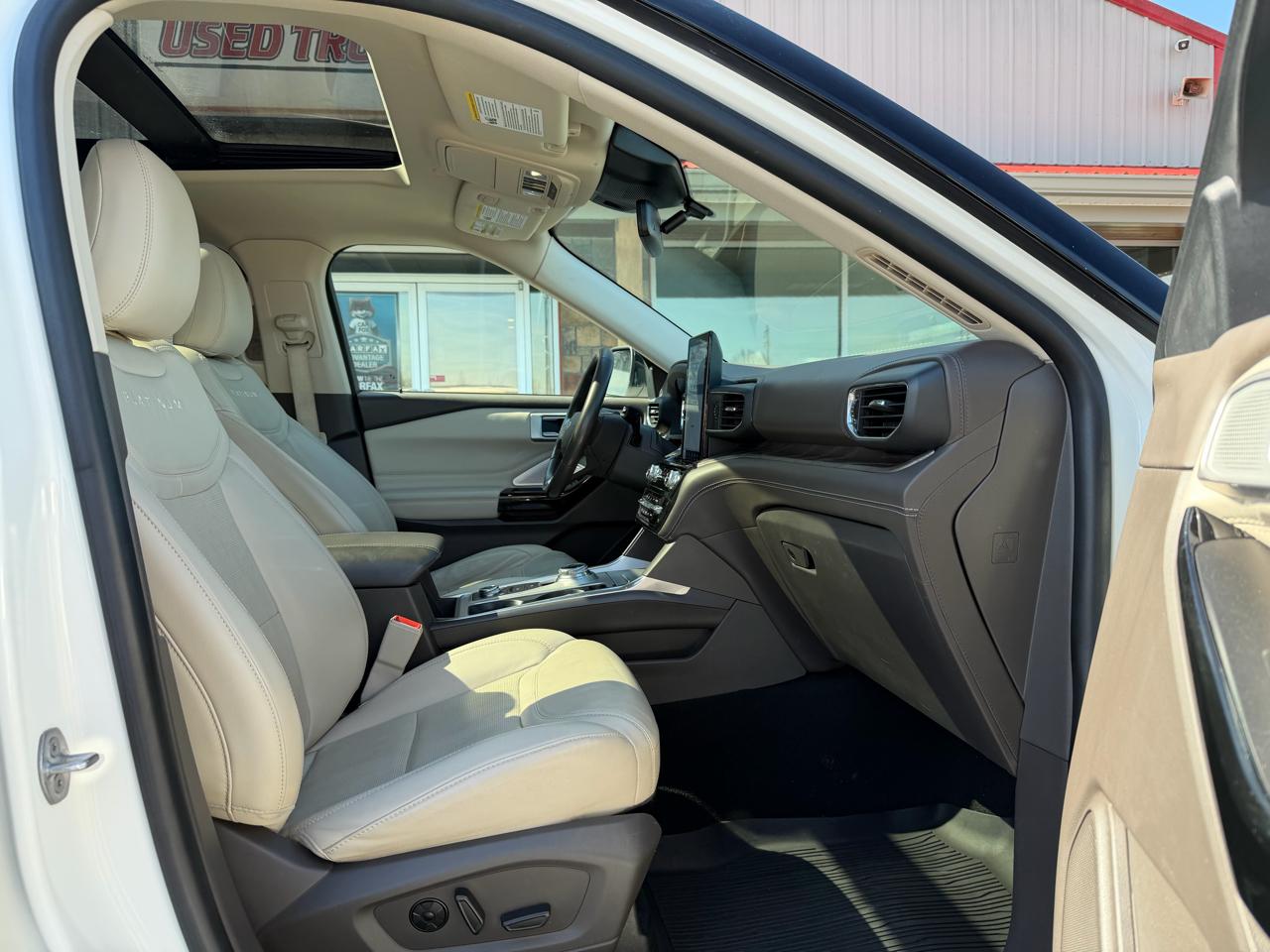 Ford Explorer Platinum 4WD 2022