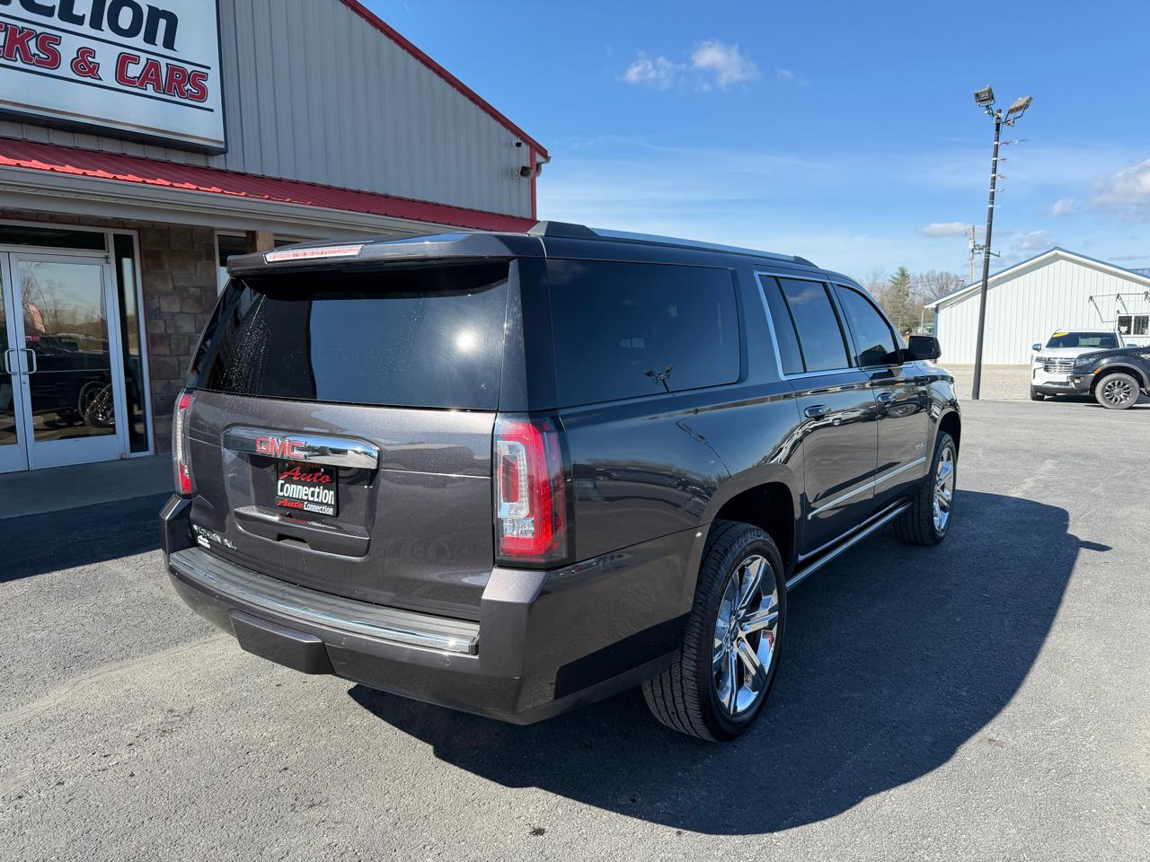 GMC Yukon XL 4WD 4dr Denali 2018