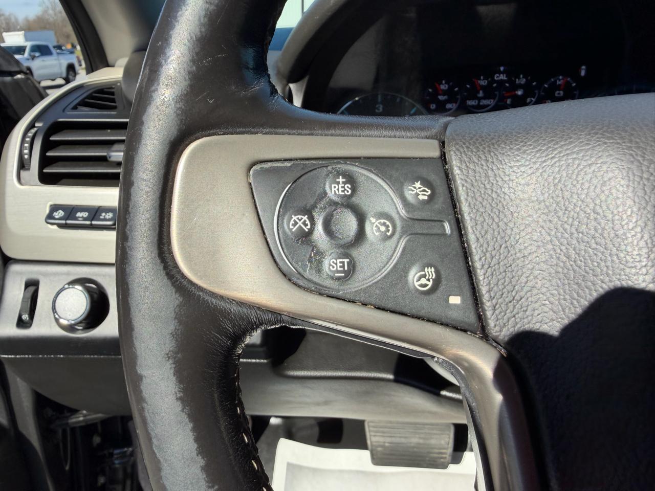 GMC Yukon XL 4WD 4dr Denali 2018