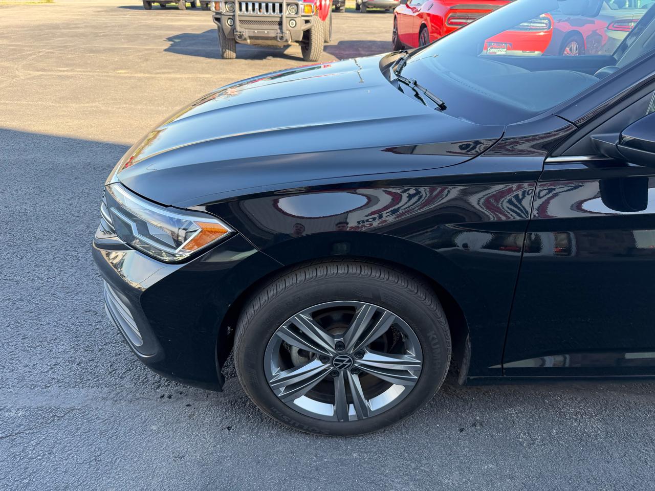 Volkswagen Jetta SE Auto 2024