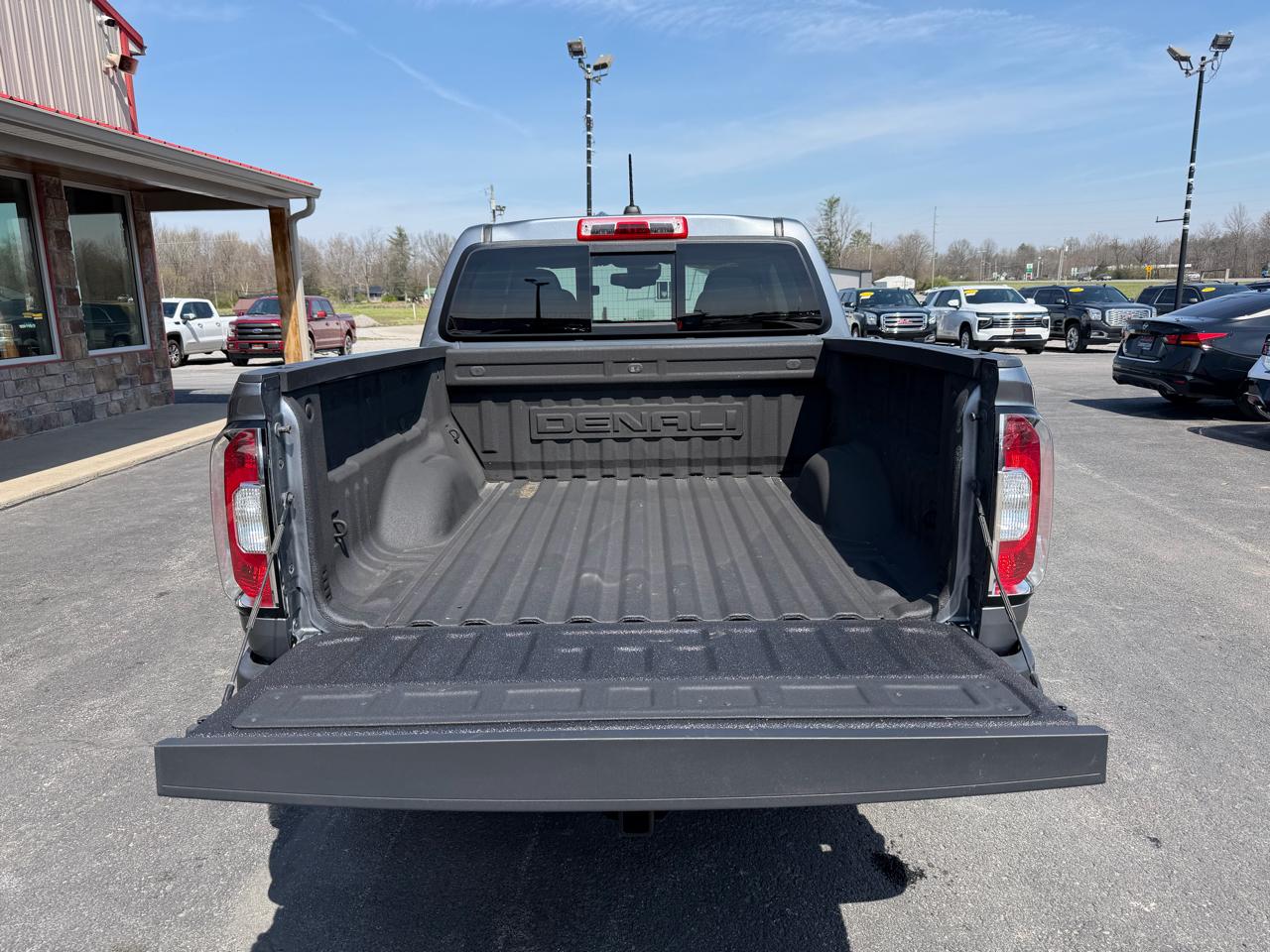 GMC Canyon 4WD Crew Cab 128" Denali 2021