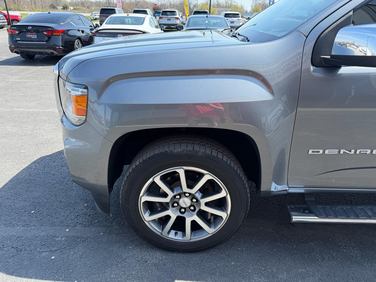 GMC Canyon 4WD Crew Cab 128" Denali 2021