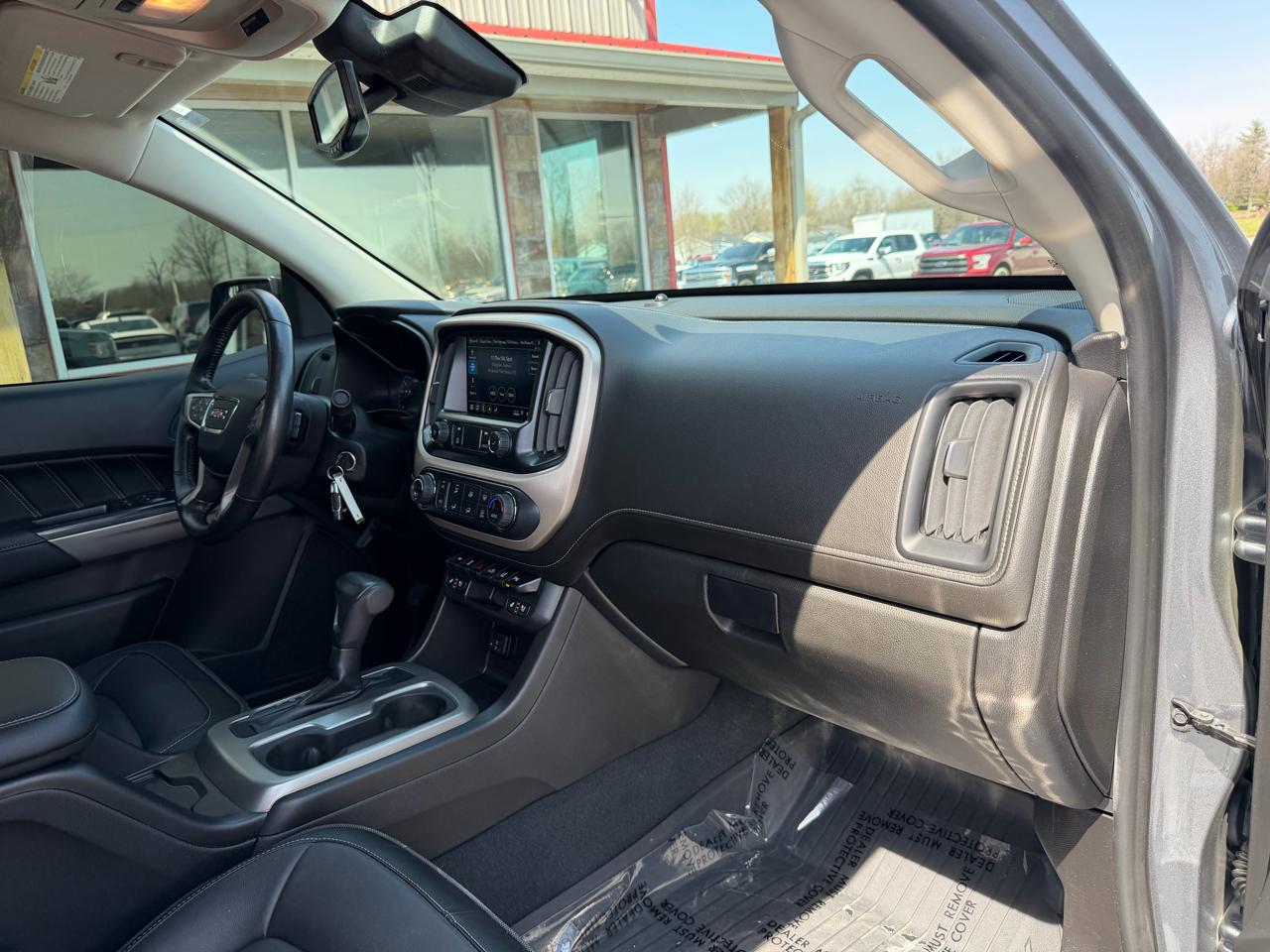 GMC Canyon 4WD Crew Cab 128" Denali 2021