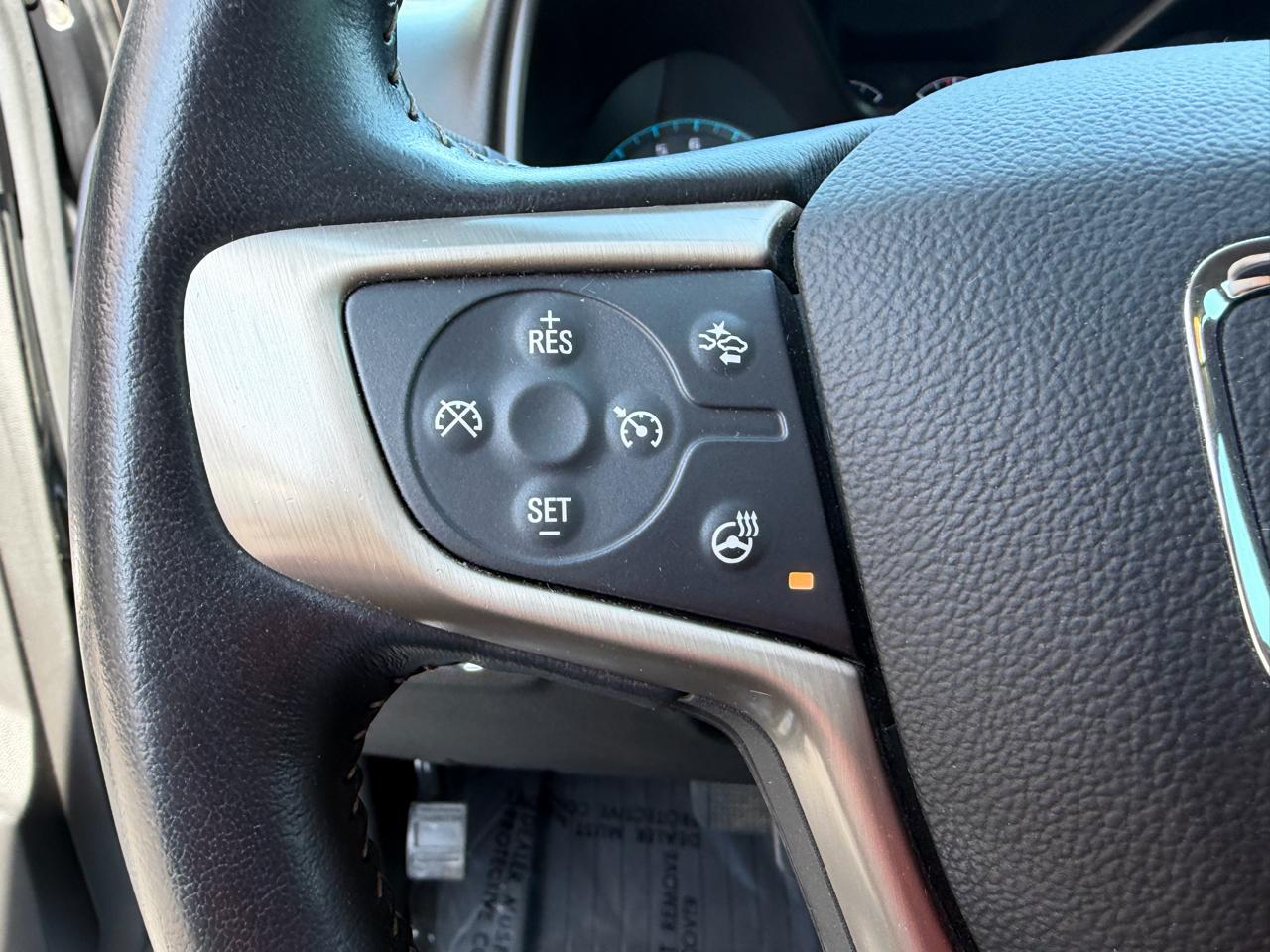 GMC Canyon 4WD Crew Cab 128" Denali 2021