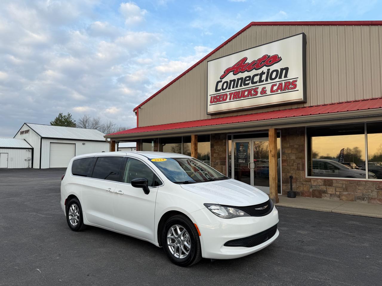 Chrysler Voyager LX FWD 2024