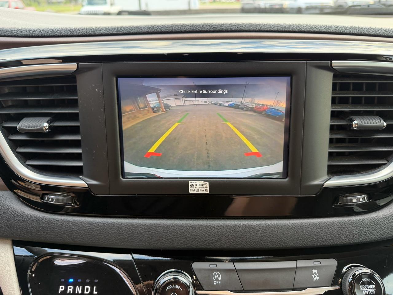 Chrysler Voyager LX FWD 2024