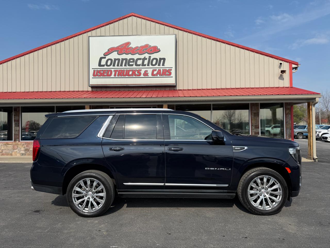 GMC Yukon 4WD 4dr Denali 2023