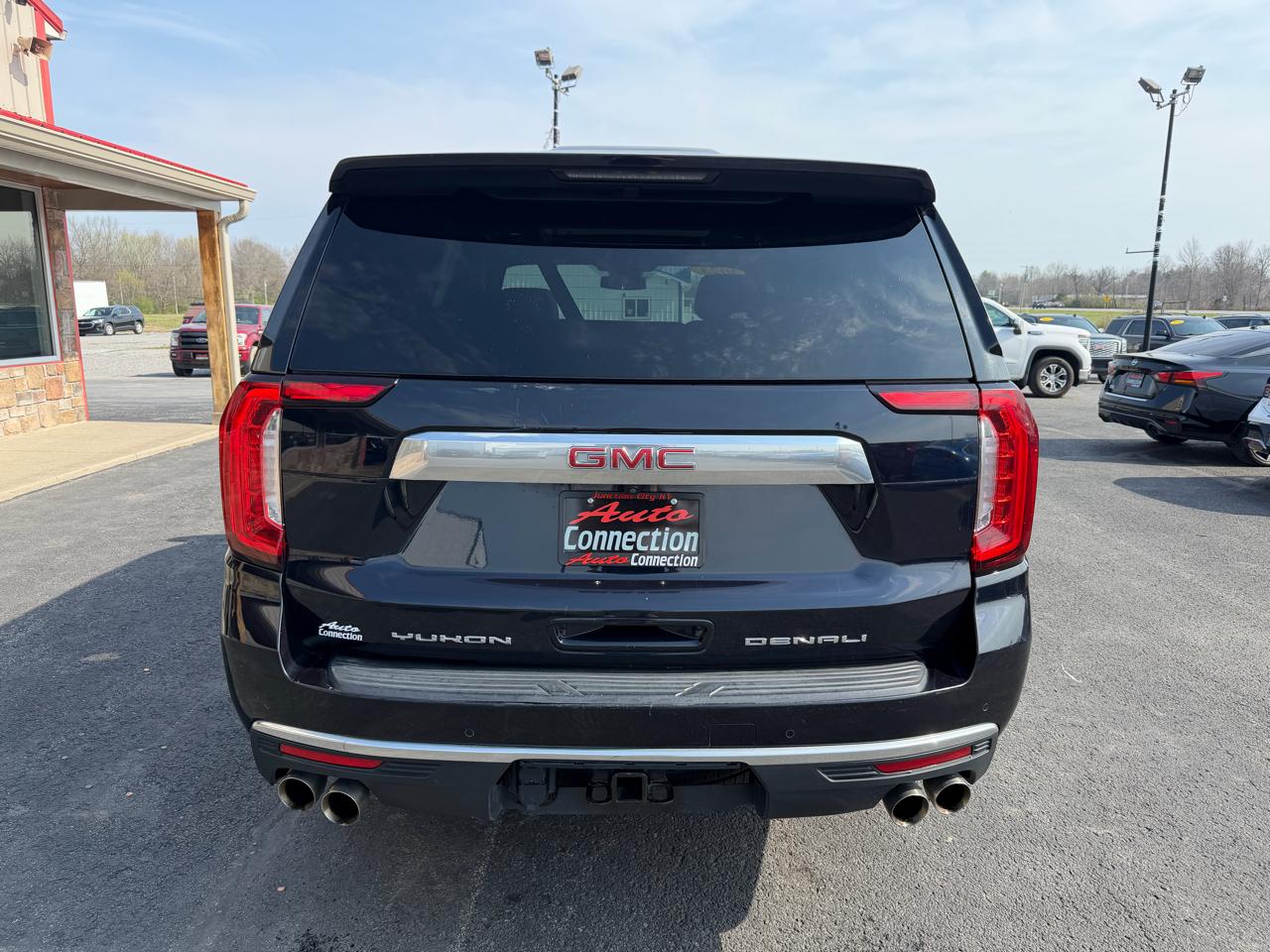 GMC Yukon 4WD 4dr Denali 2023