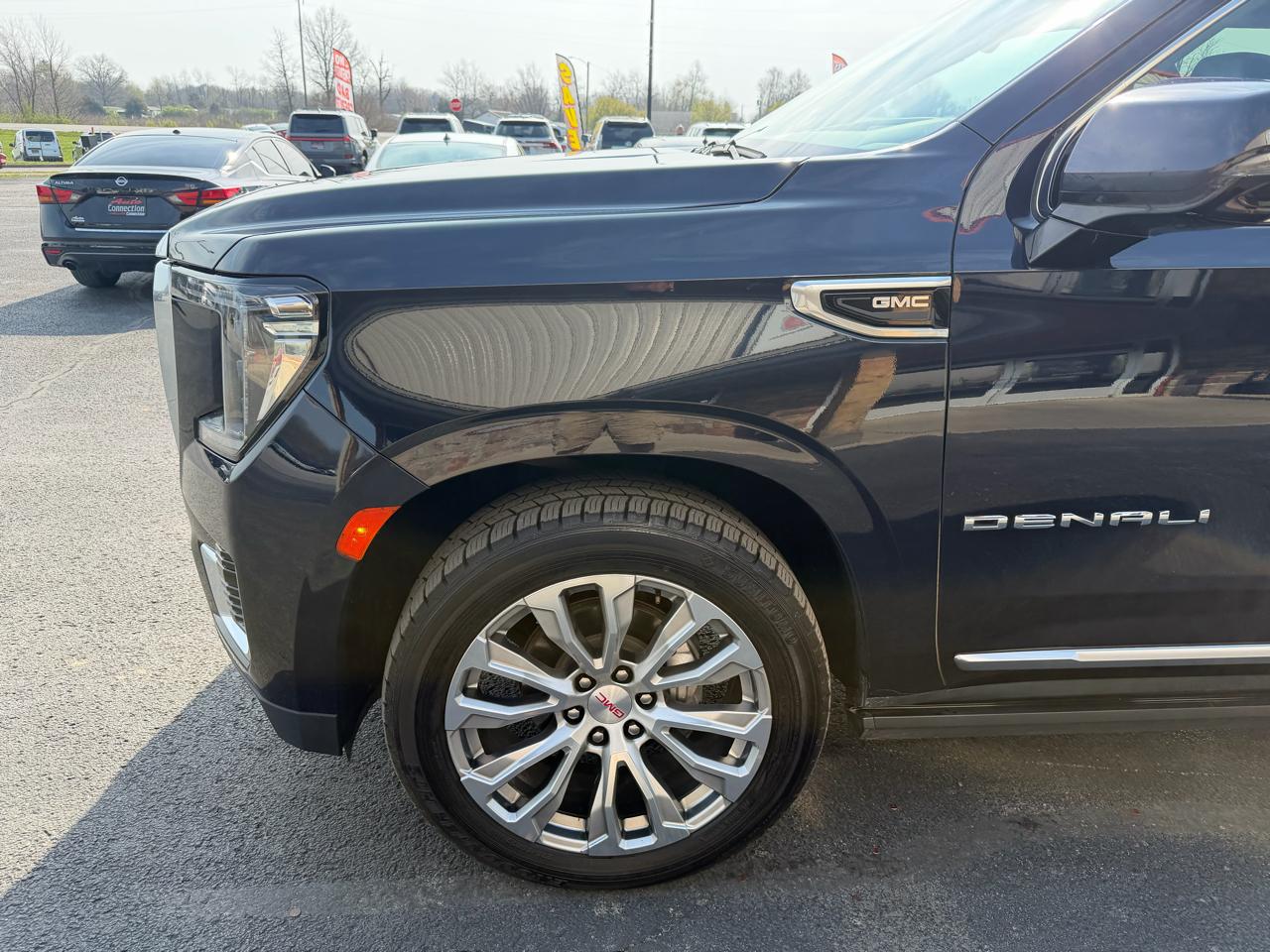 GMC Yukon 4WD 4dr Denali 2023