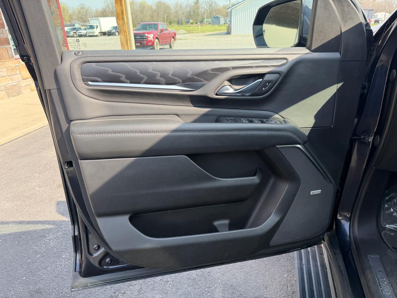 GMC Yukon 4WD 4dr Denali 2023