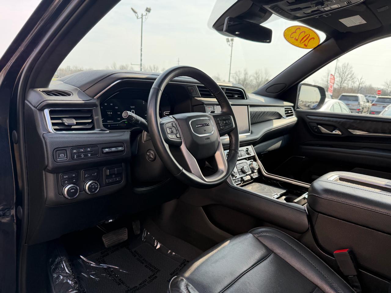 GMC Yukon 4WD 4dr Denali 2023