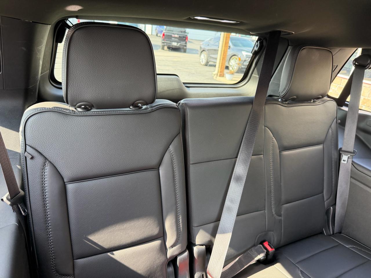 GMC Yukon 4WD 4dr Denali 2023