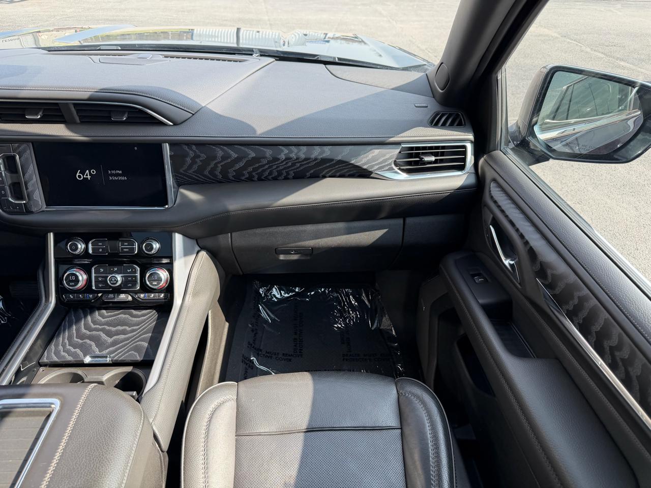 GMC Yukon 4WD 4dr Denali 2023