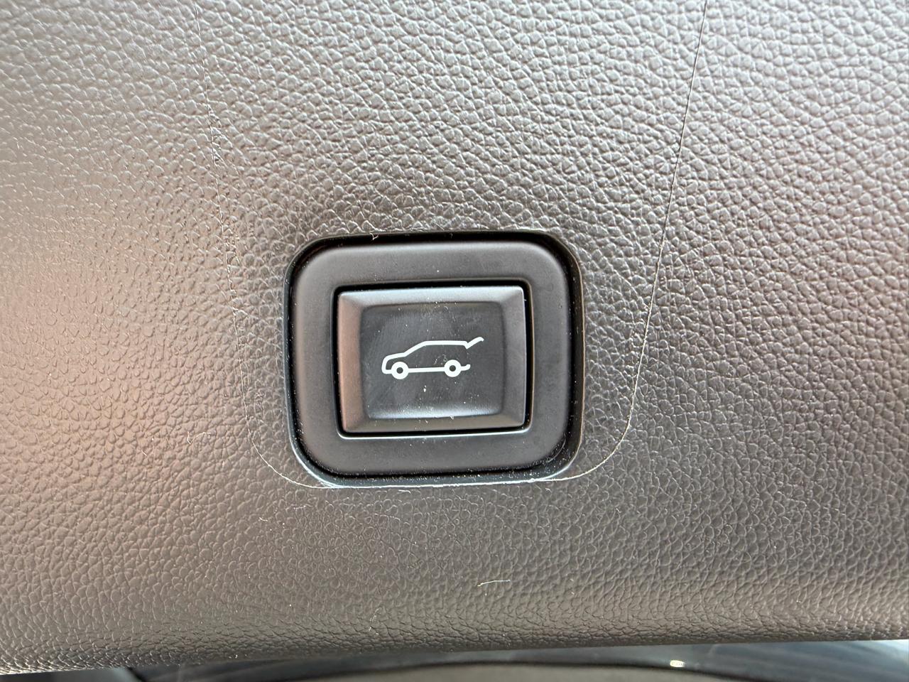 Chevrolet Traverse AWD 4dr LT Cloth w/1LT 2021