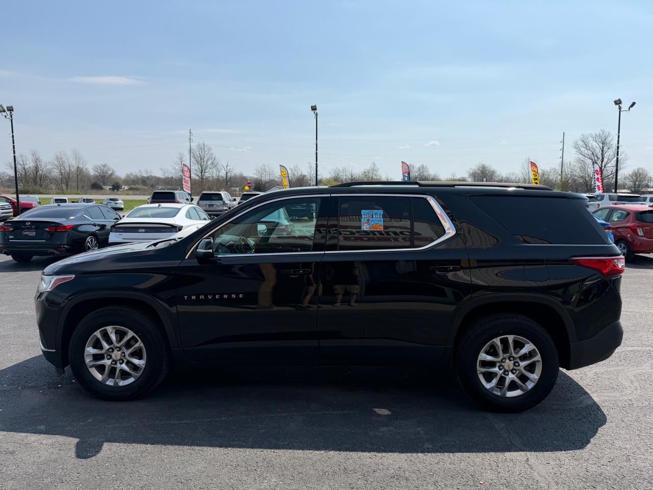 Chevrolet Traverse AWD 4dr LT Cloth w/1LT 2021