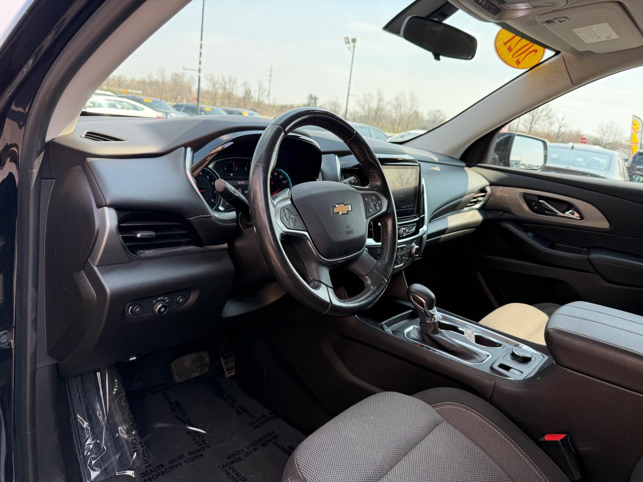 Chevrolet Traverse AWD 4dr LT Cloth w/1LT 2021