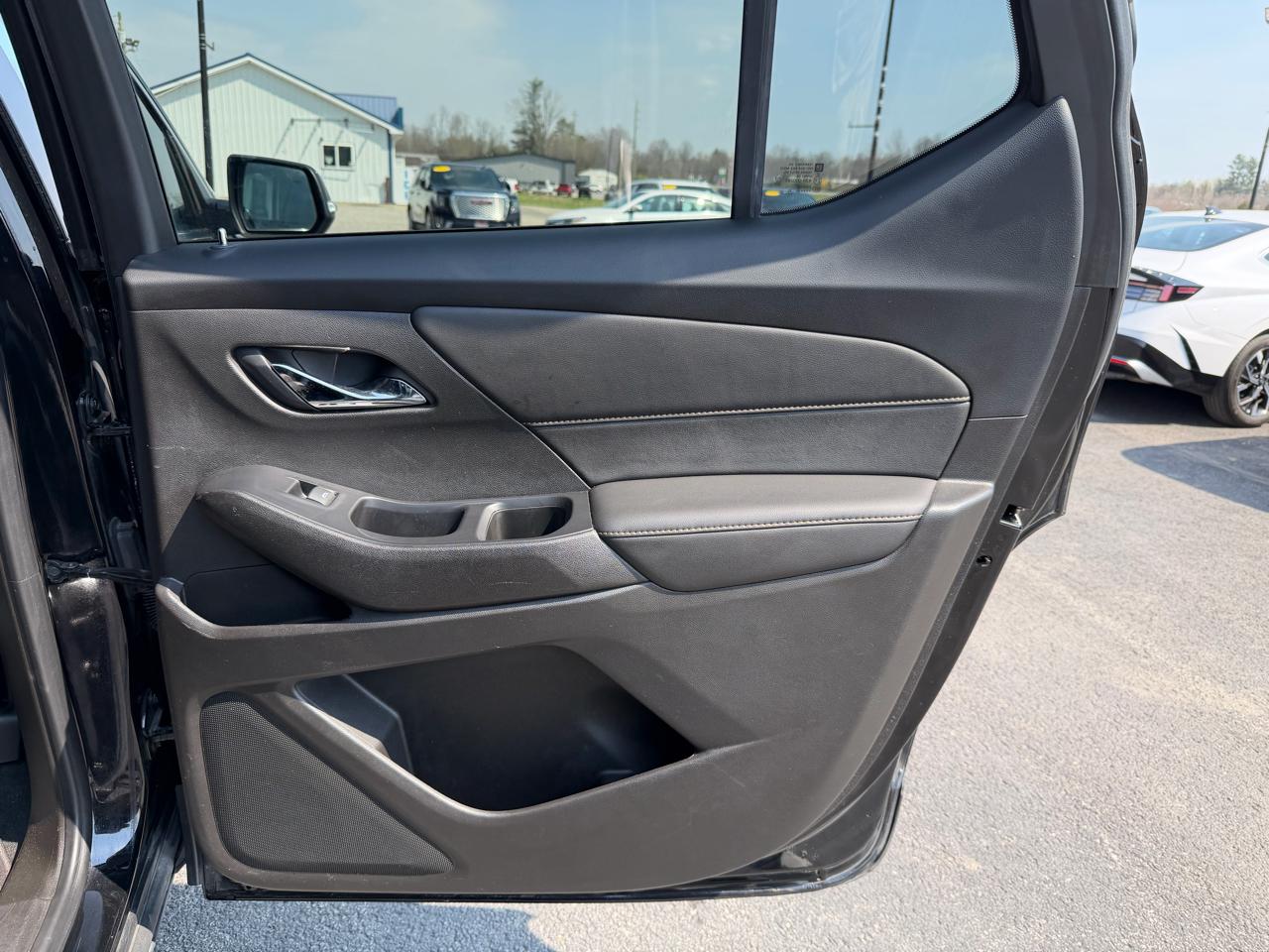 Chevrolet Traverse AWD 4dr LT Cloth w/1LT 2021