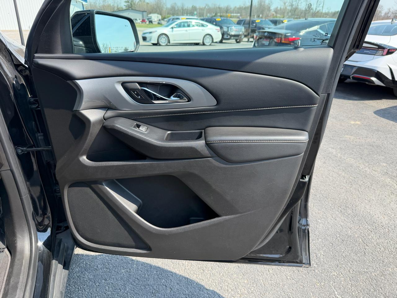 Chevrolet Traverse AWD 4dr LT Cloth w/1LT 2021