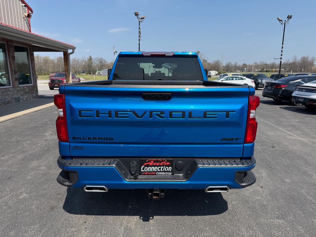 Chevrolet Silverado 1500 4WD Crew Cab 157" RST 2023