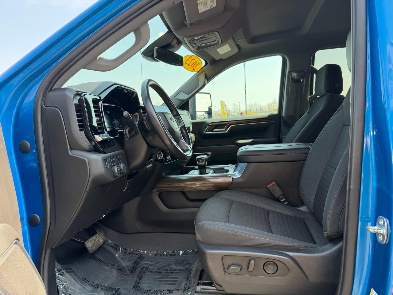 Chevrolet Silverado 1500 4WD Crew Cab 157" RST 2023