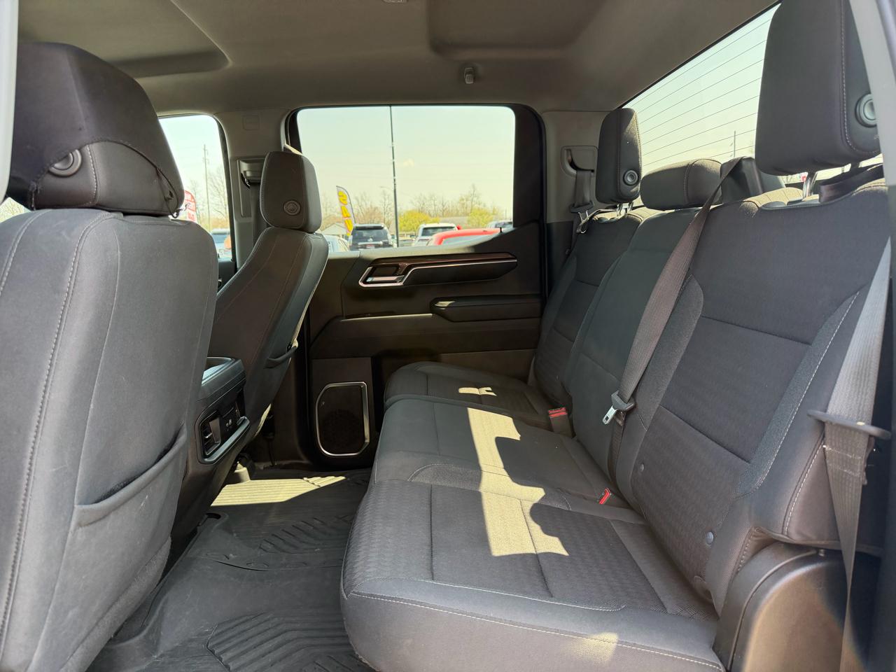 Chevrolet Silverado 1500 4WD Crew Cab 157" RST 2023