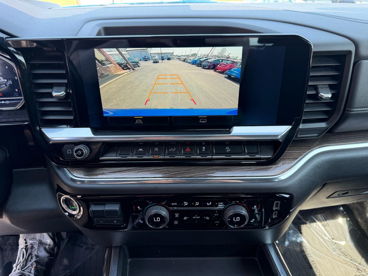 Chevrolet Silverado 1500 4WD Crew Cab 157" RST 2023