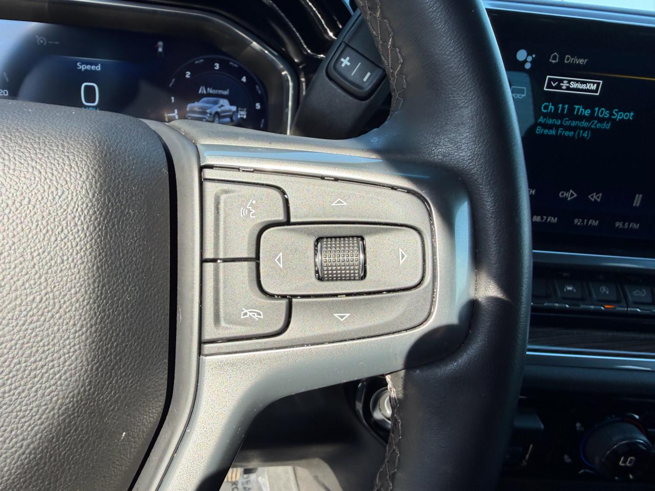 Chevrolet Silverado 1500 4WD Crew Cab 147" RST 2024