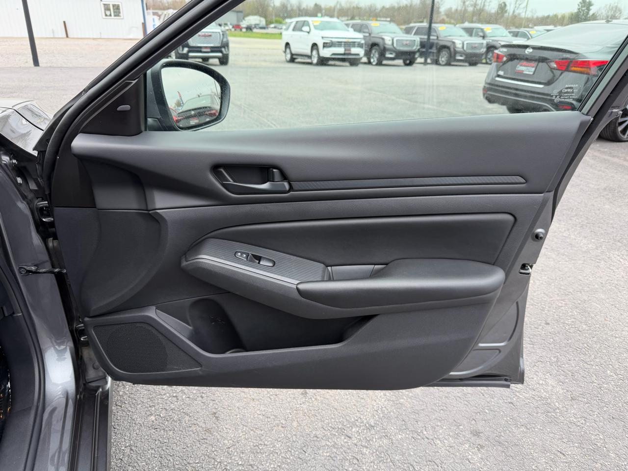 Nissan Altima 2.5 S Sedan 2023