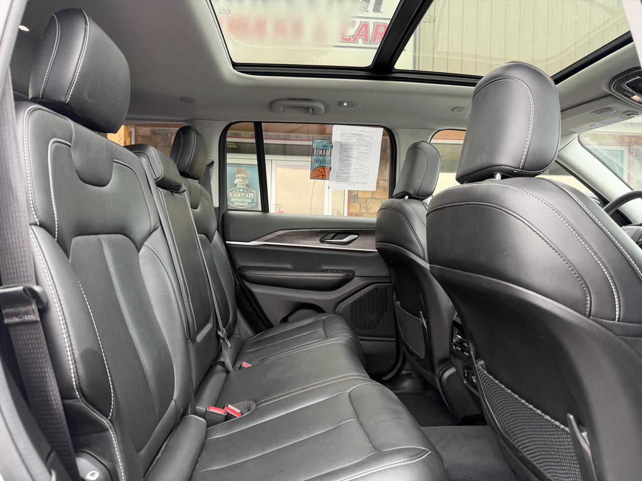 Jeep Grand Cherokee Limited 4x4 2023