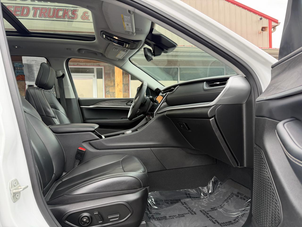 Jeep Grand Cherokee Limited 4x4 2023