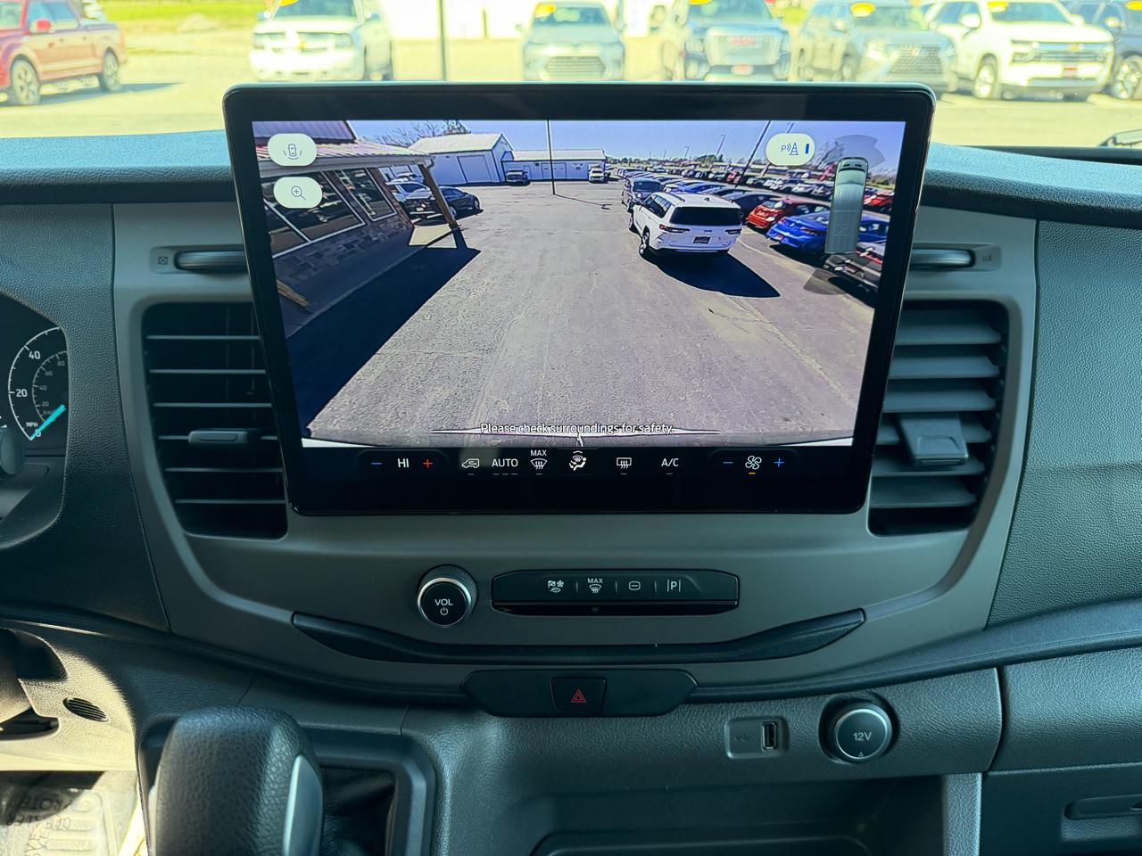 Ford Transit Passenger Wagon T-350 148" Med Roof XLT RWD 2022