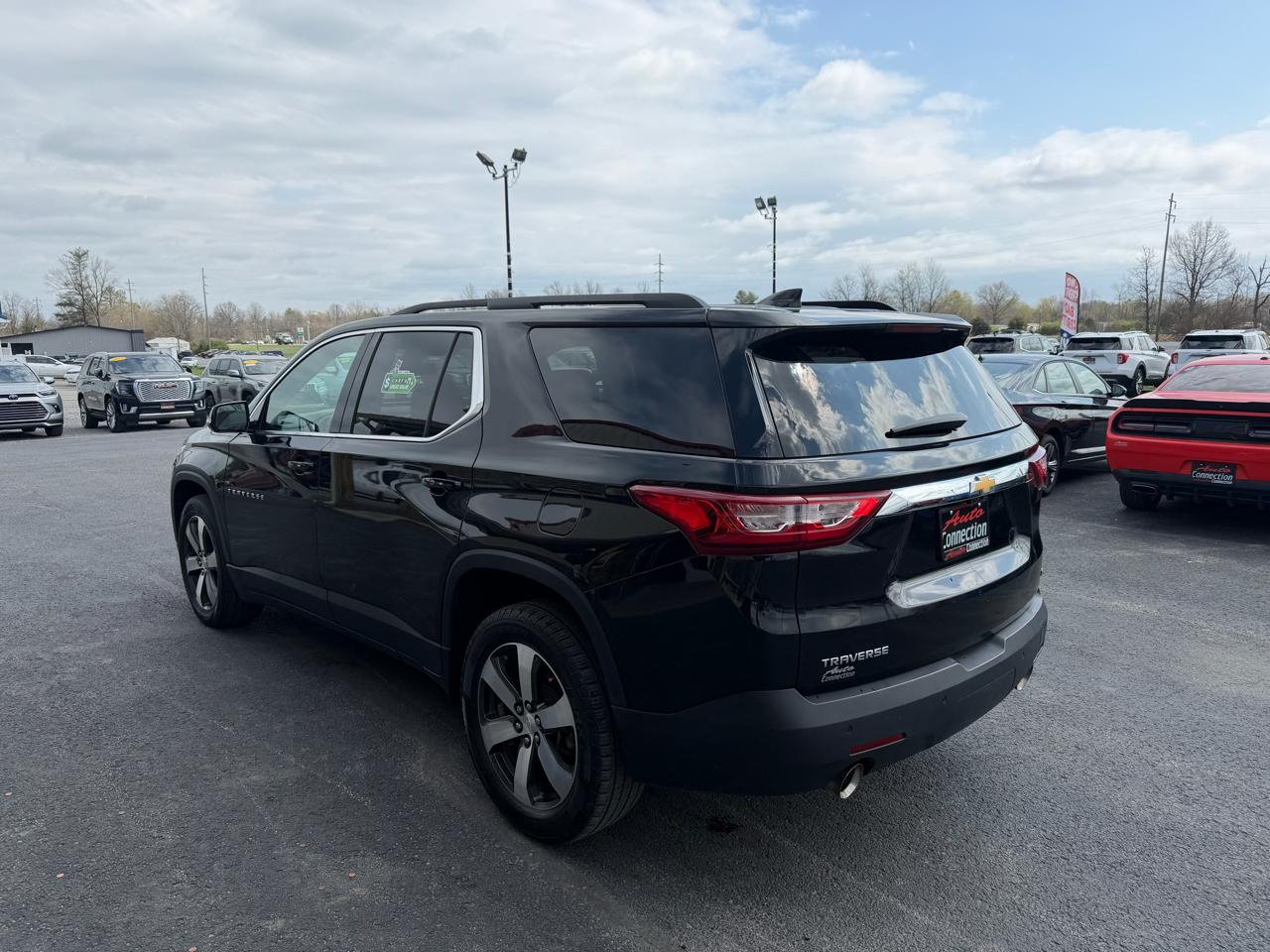 Chevrolet Traverse FWD 4dr LT Leather w/3LT 2019