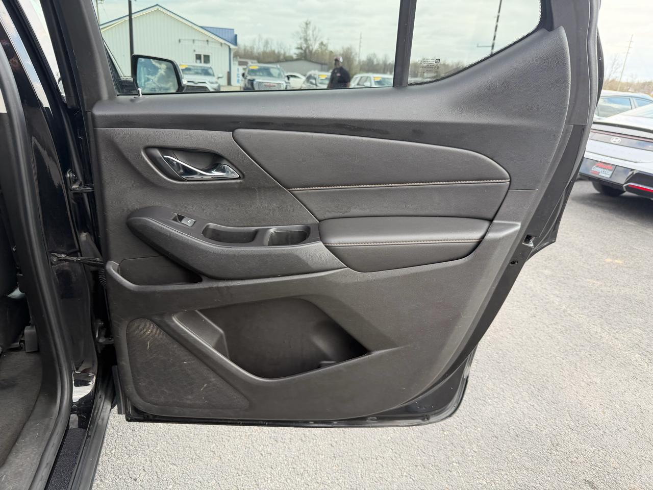 Chevrolet Traverse FWD 4dr LT Leather w/3LT 2019