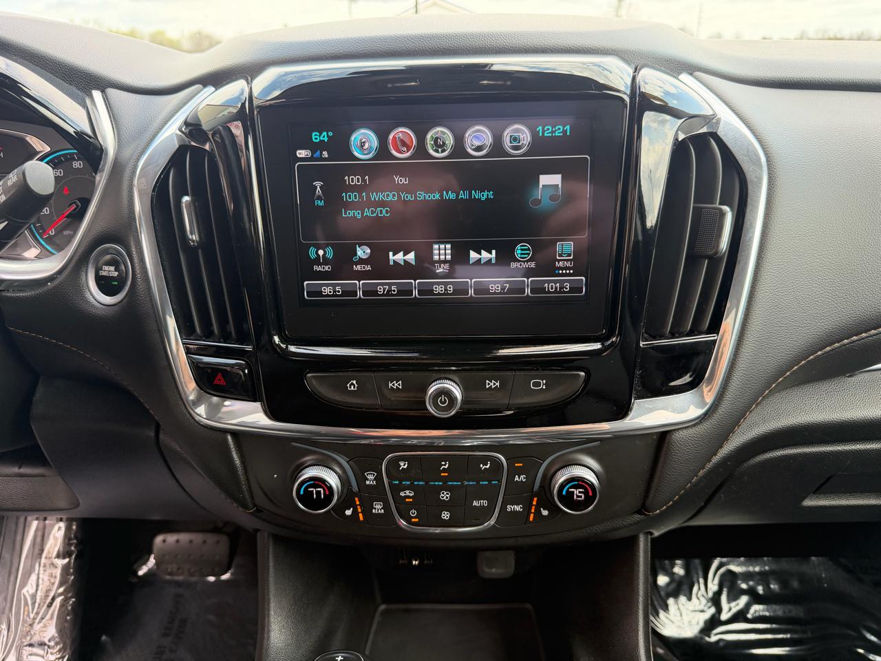 Chevrolet Traverse FWD 4dr LT Leather w/3LT 2019