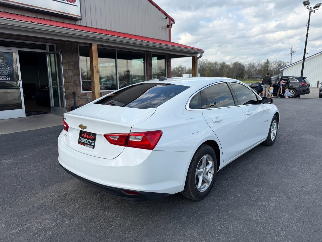 Chevrolet Malibu 4dr Sdn LS w/1FL 2017