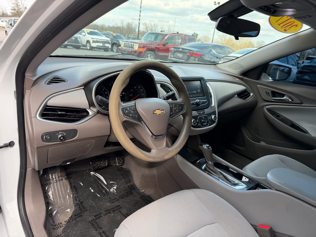 Chevrolet Malibu 4dr Sdn LS w/1FL 2017