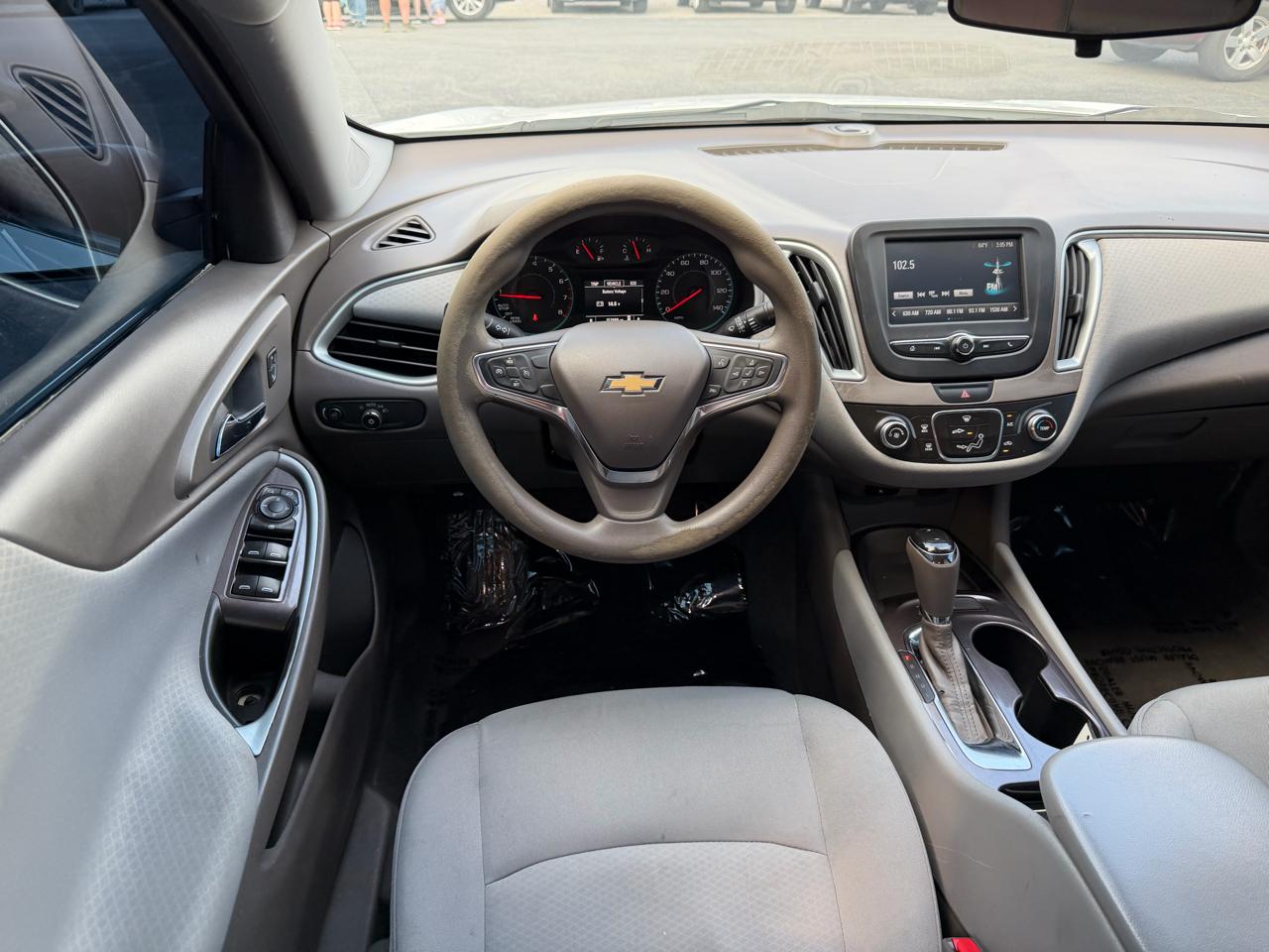 Chevrolet Malibu 4dr Sdn LS w/1FL 2017