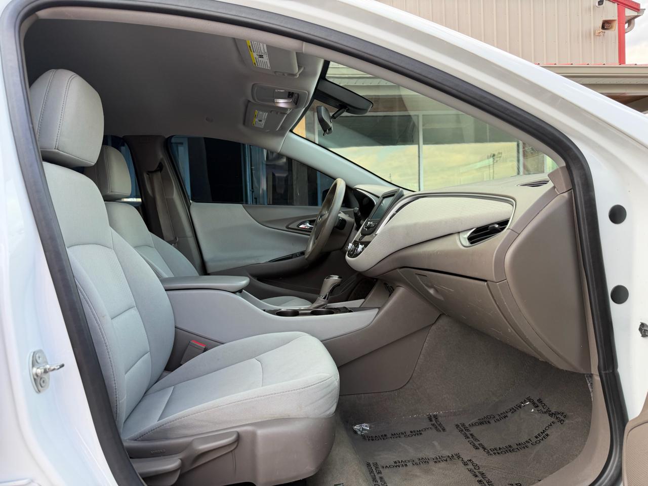 Chevrolet Malibu 4dr Sdn LS w/1FL 2017